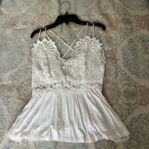 White boutique top size S.
